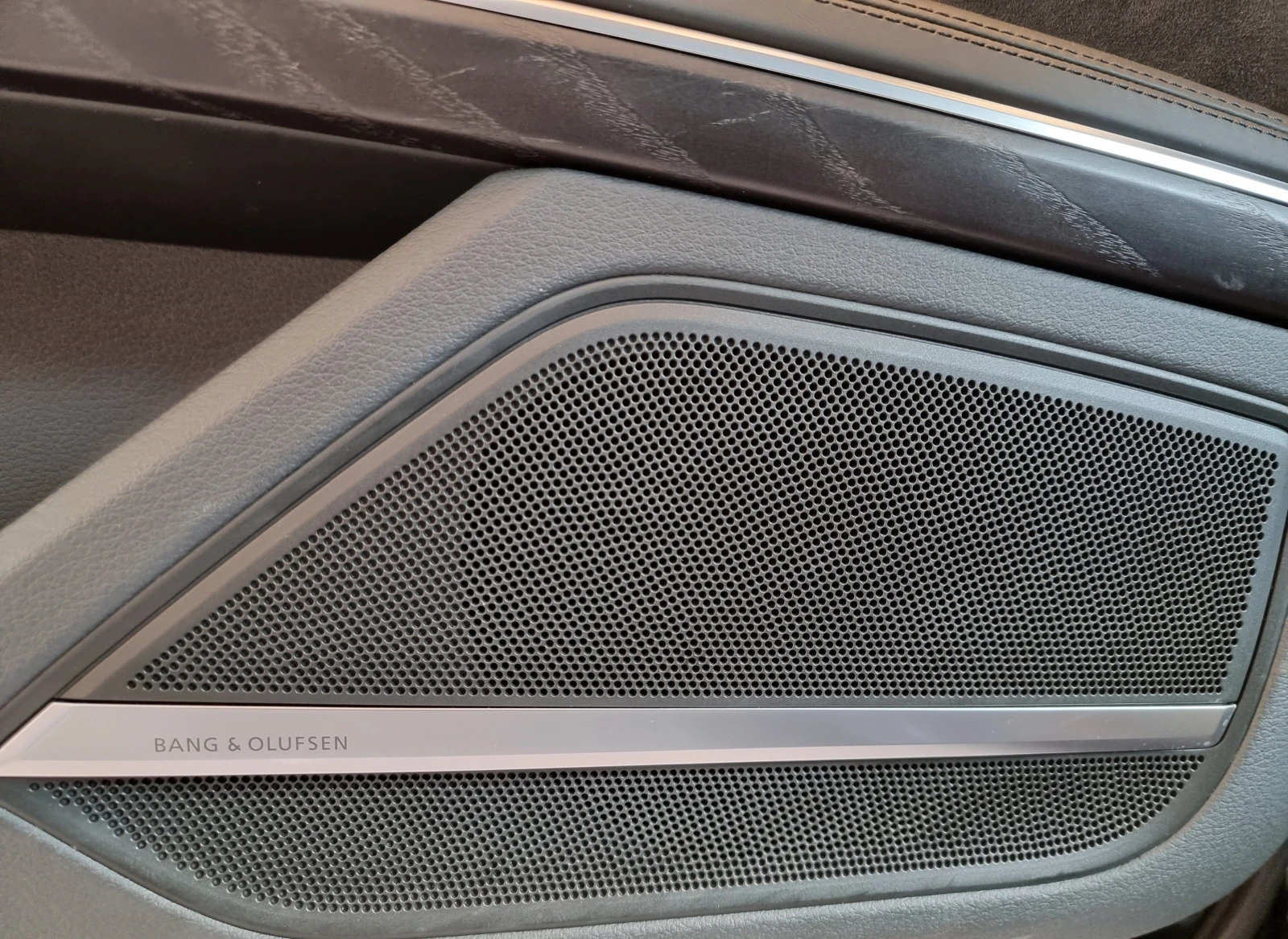 Audi A8 55 TFSI quattro  | Mobile.bg   11