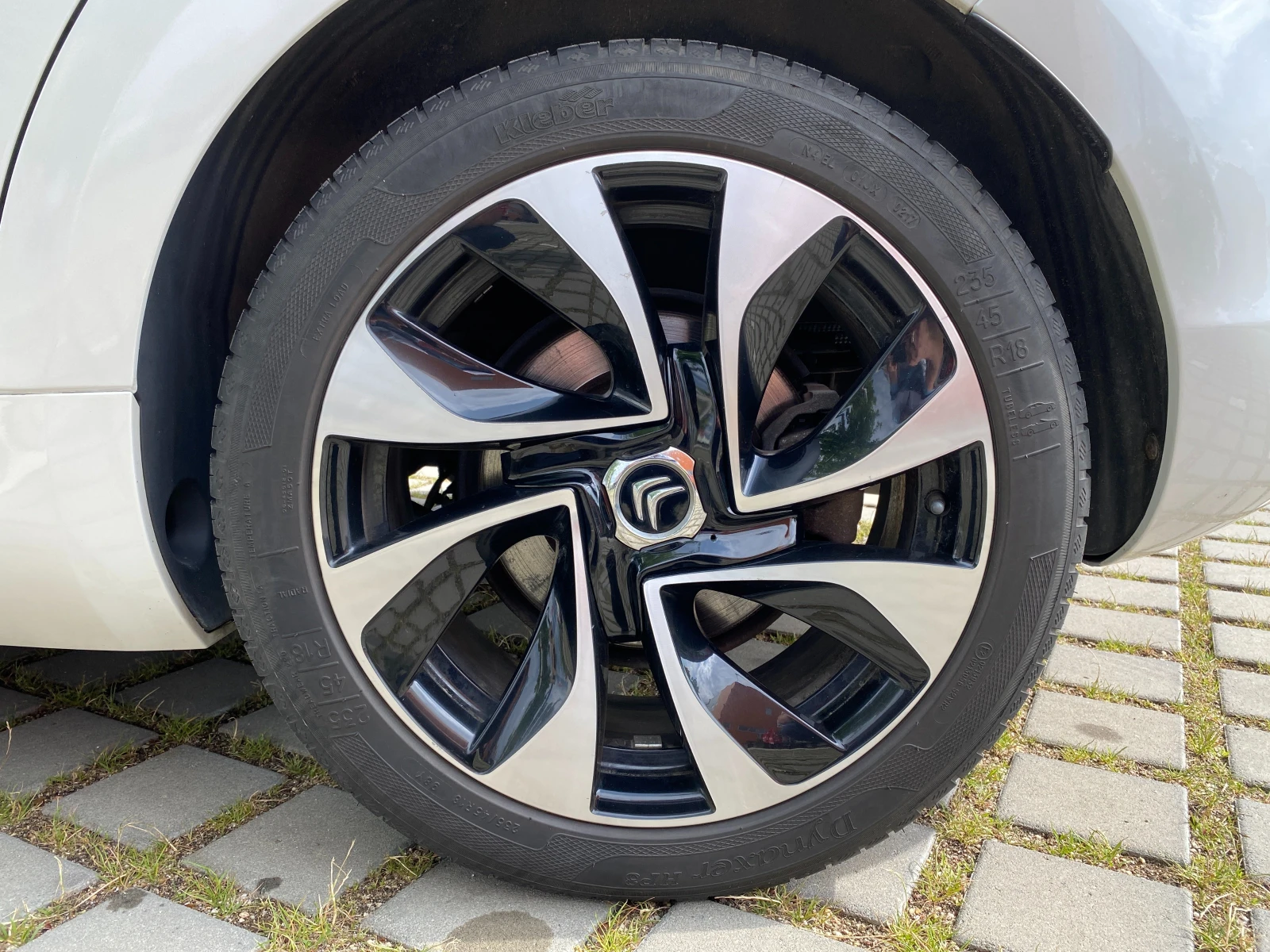 Citroen DS5 HYBRID 4x4 - изображение 6