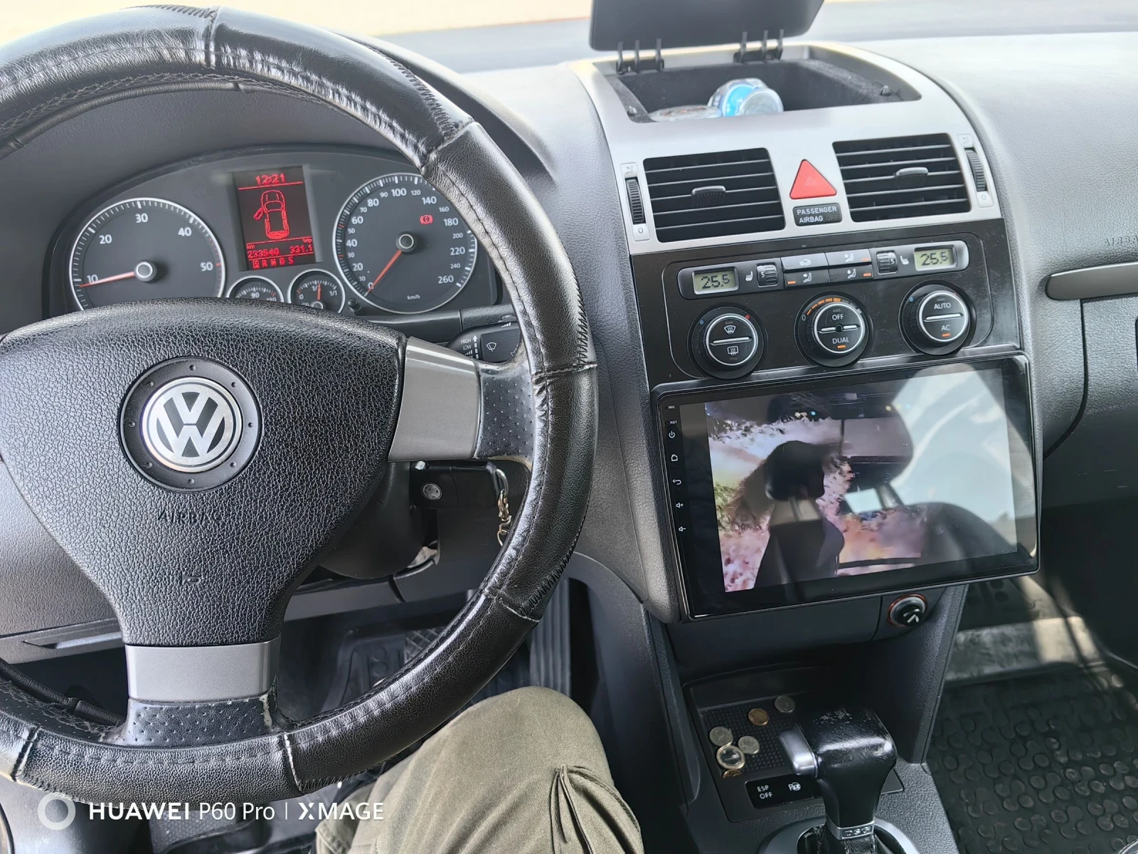 VW Touran 2.0 TDI BMM - изображение 7