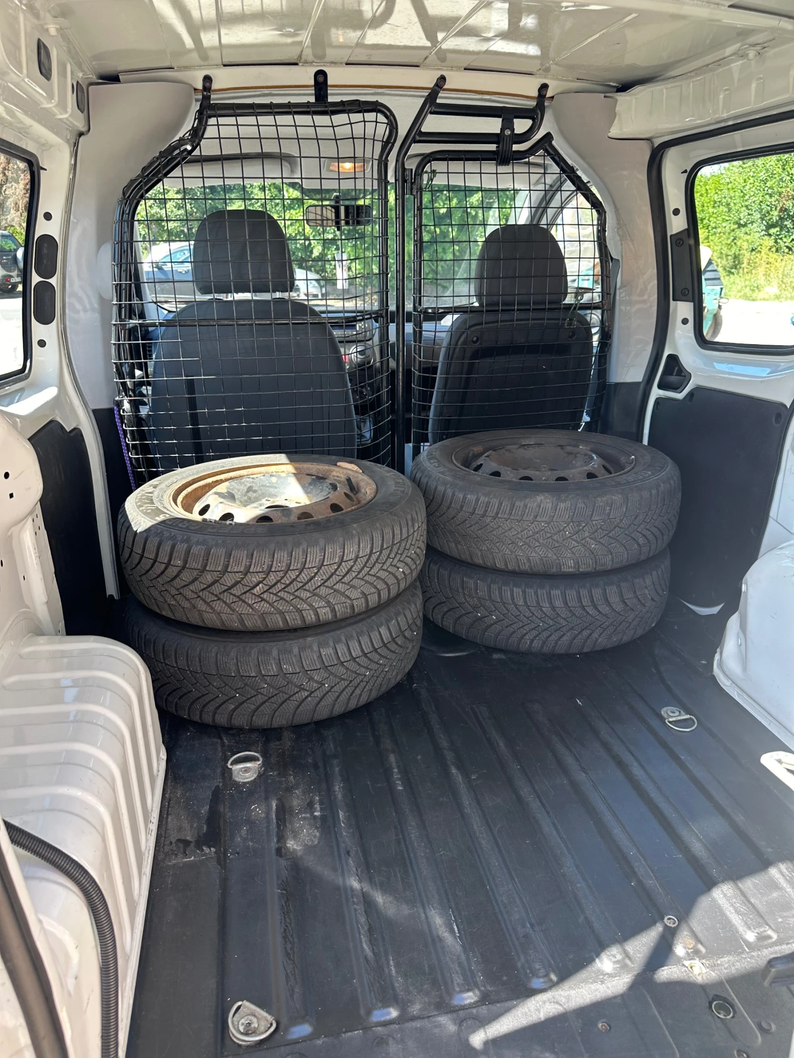 Peugeot Bipper 1.3 - изображение 8