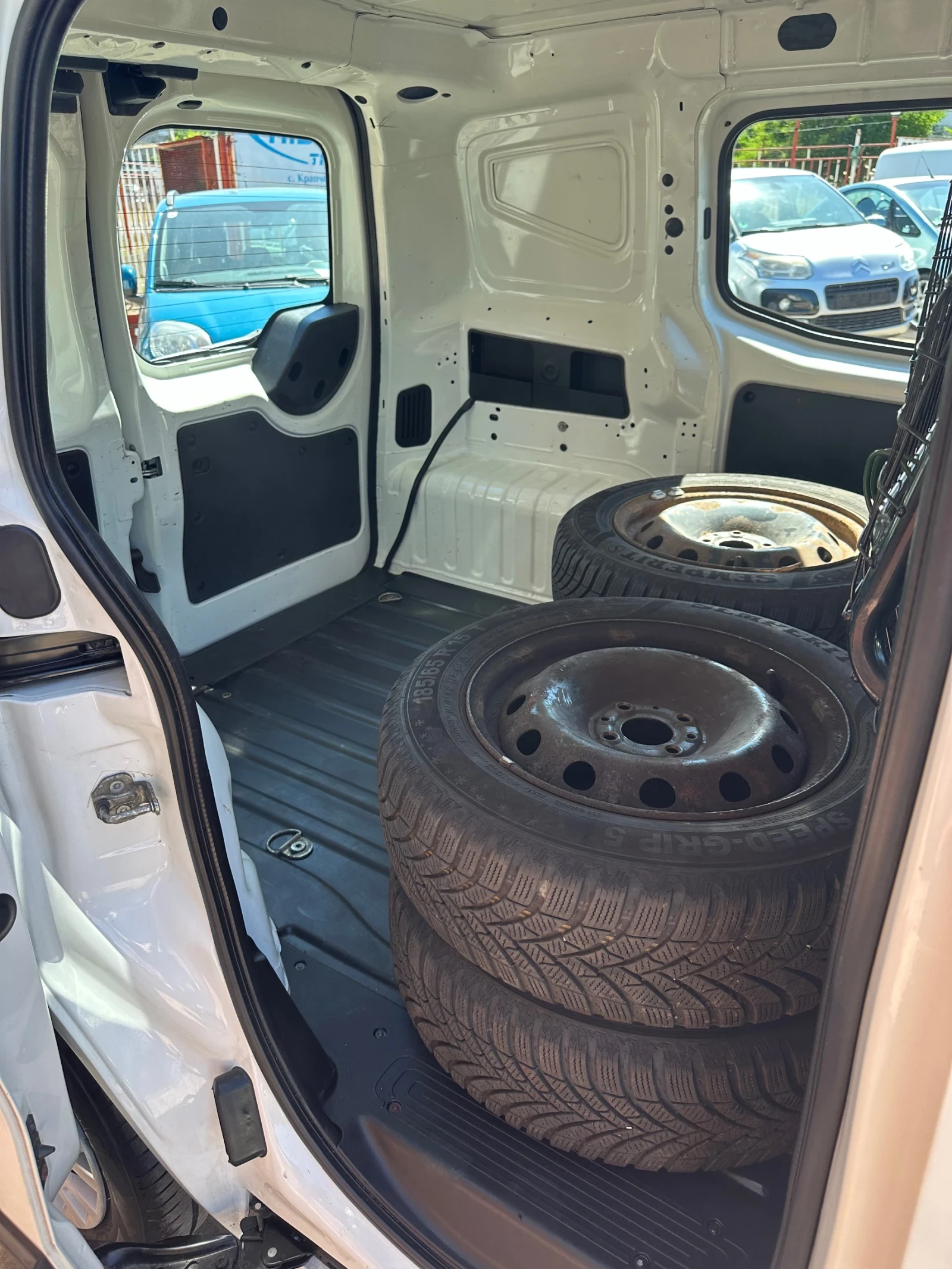 Peugeot Bipper 1.3 - изображение 9