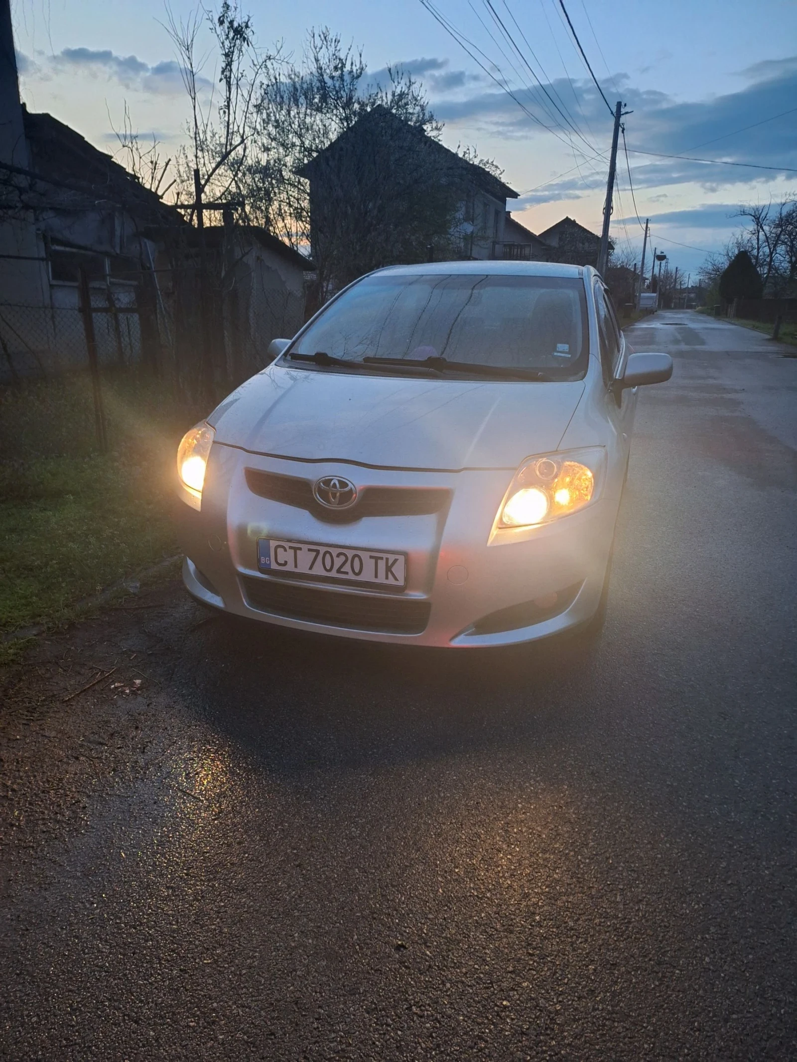 Toyota Auris 1.4 D4D - изображение 3