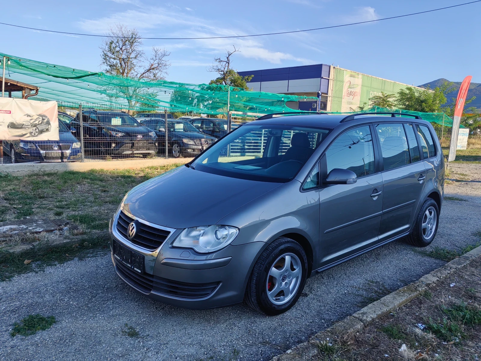 VW Touran 1.9 tdi 105ps Navi | Mobile.bg   1