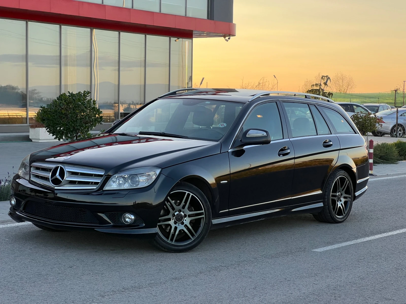 Mercedes-Benz C 220 AMG - изображение 3