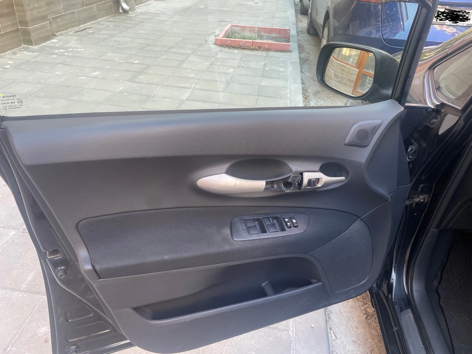 Toyota Auris 1.6 - изображение 7