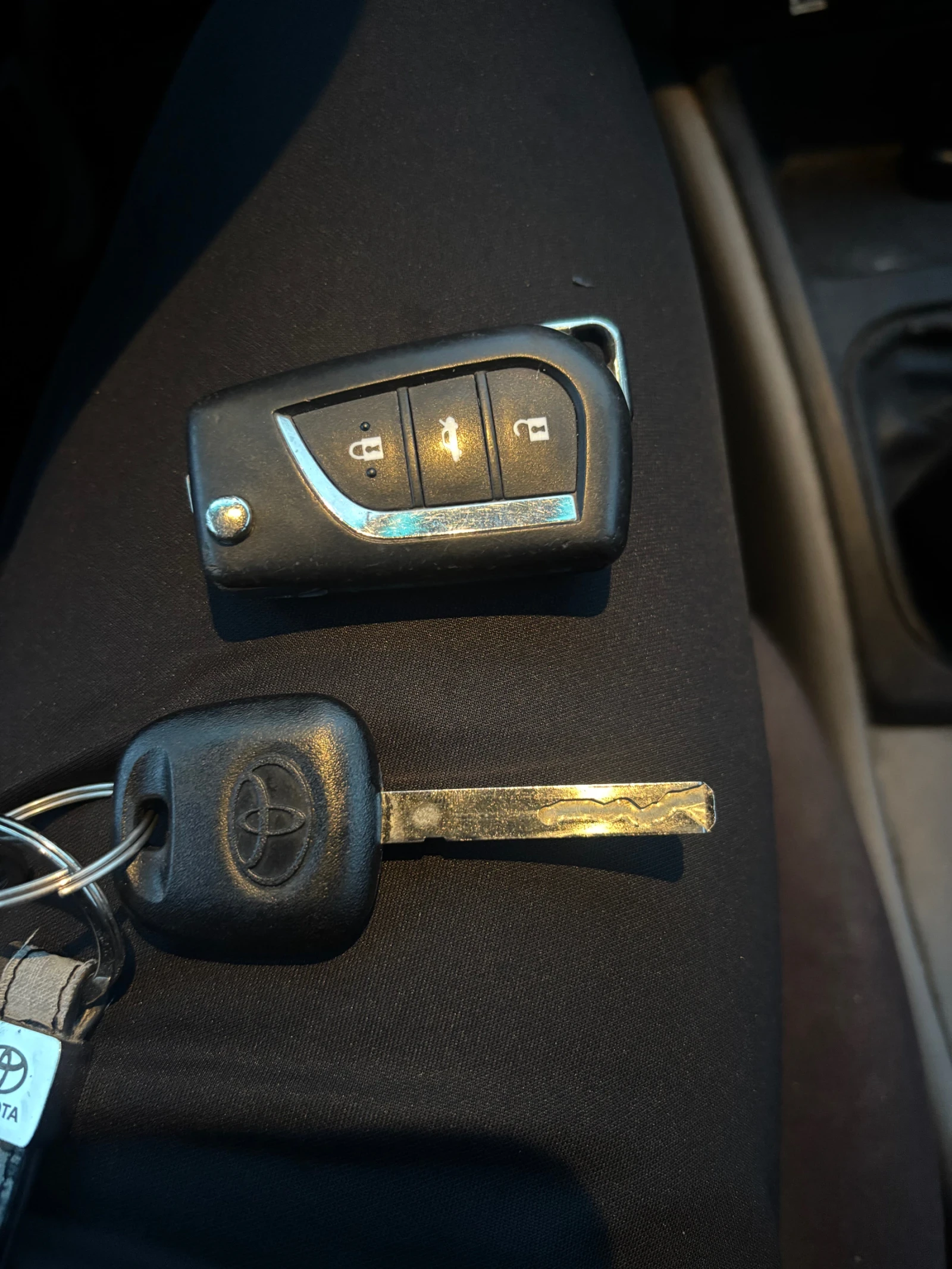 Toyota Verso 1.8 ������ ������� 7������  | Mobile.bg � ����������� 16