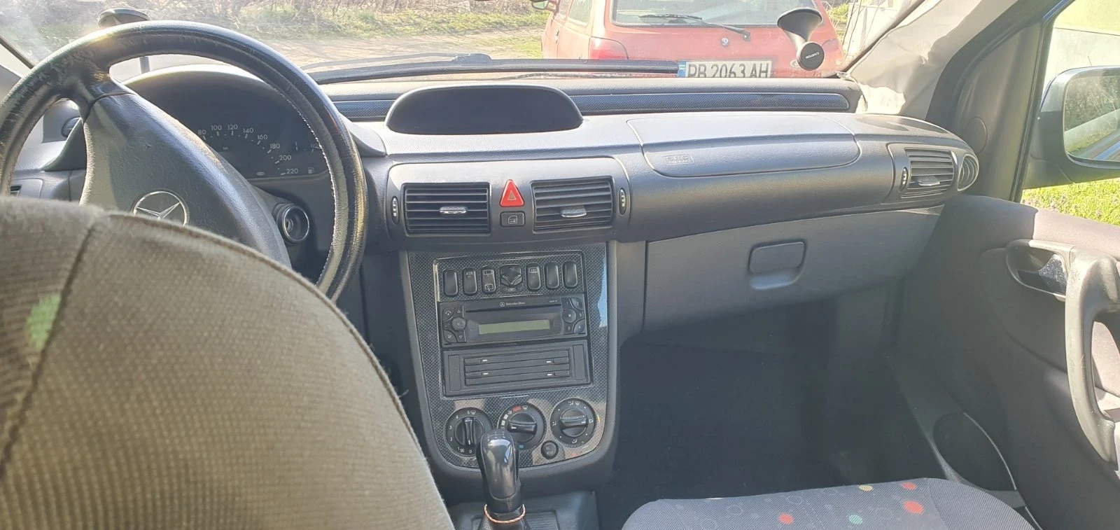 Mercedes-Benz Vaneo, снимка 11 - Автомобили и джипове - 53769306