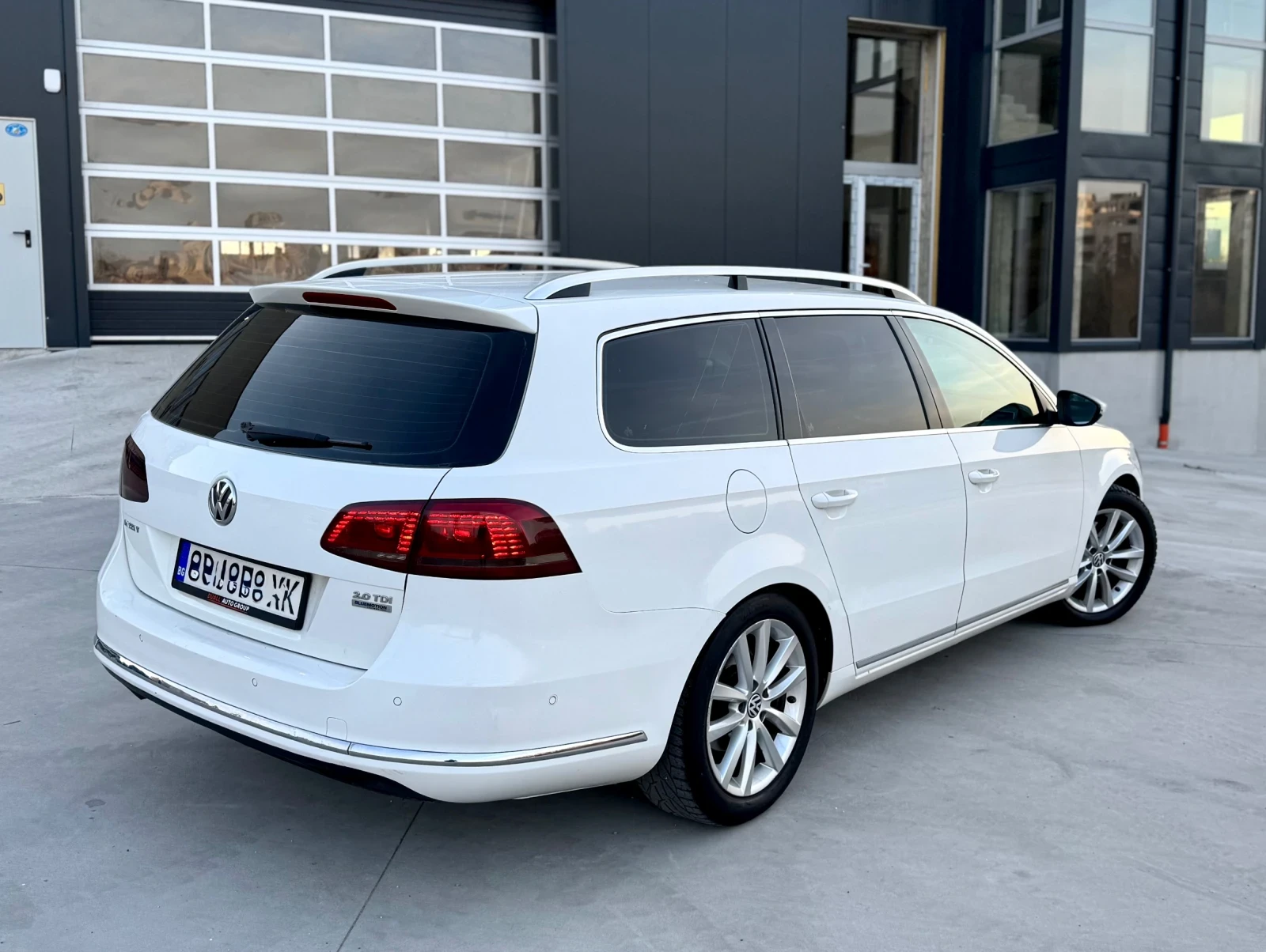 VW Passat 2.0 TDI, снимка 5 - Автомобили и джипове - 53883736
