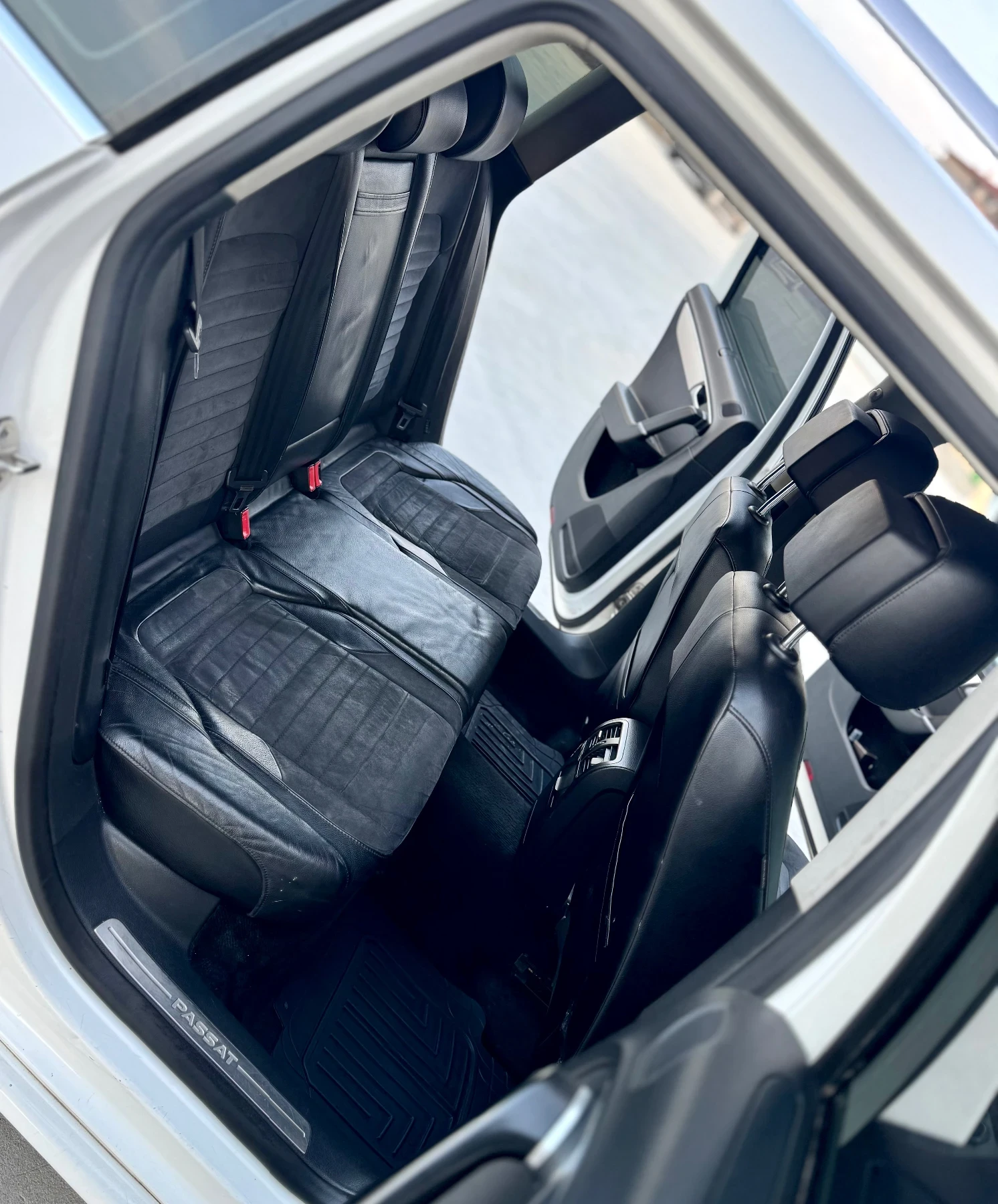 VW Passat 2.0 TDI, снимка 10 - Автомобили и джипове - 53883736