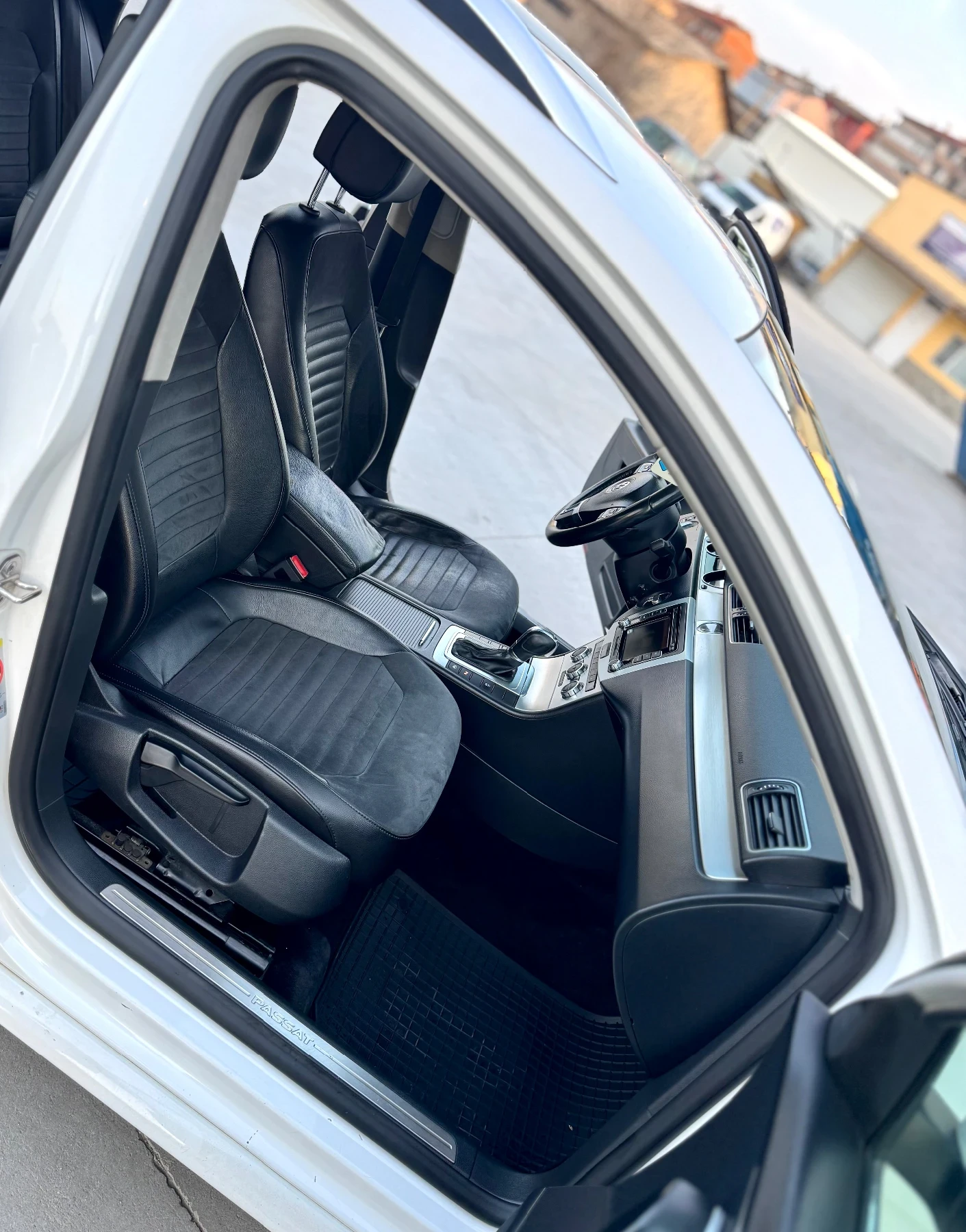 VW Passat 2.0 TDI, снимка 9 - Автомобили и джипове - 53883736