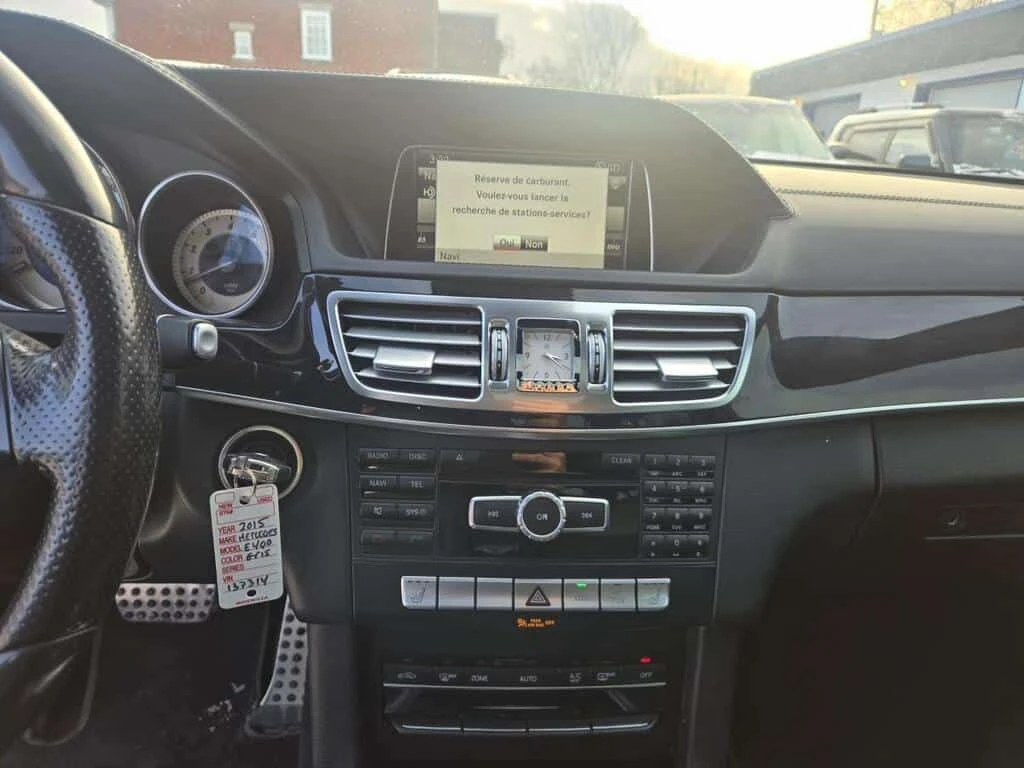 Mercedes-Benz E 400 AMG Line * Фиксирана цена до БГ * CARFAX * , снимка 13 - Автомобили и джипове - 54039005