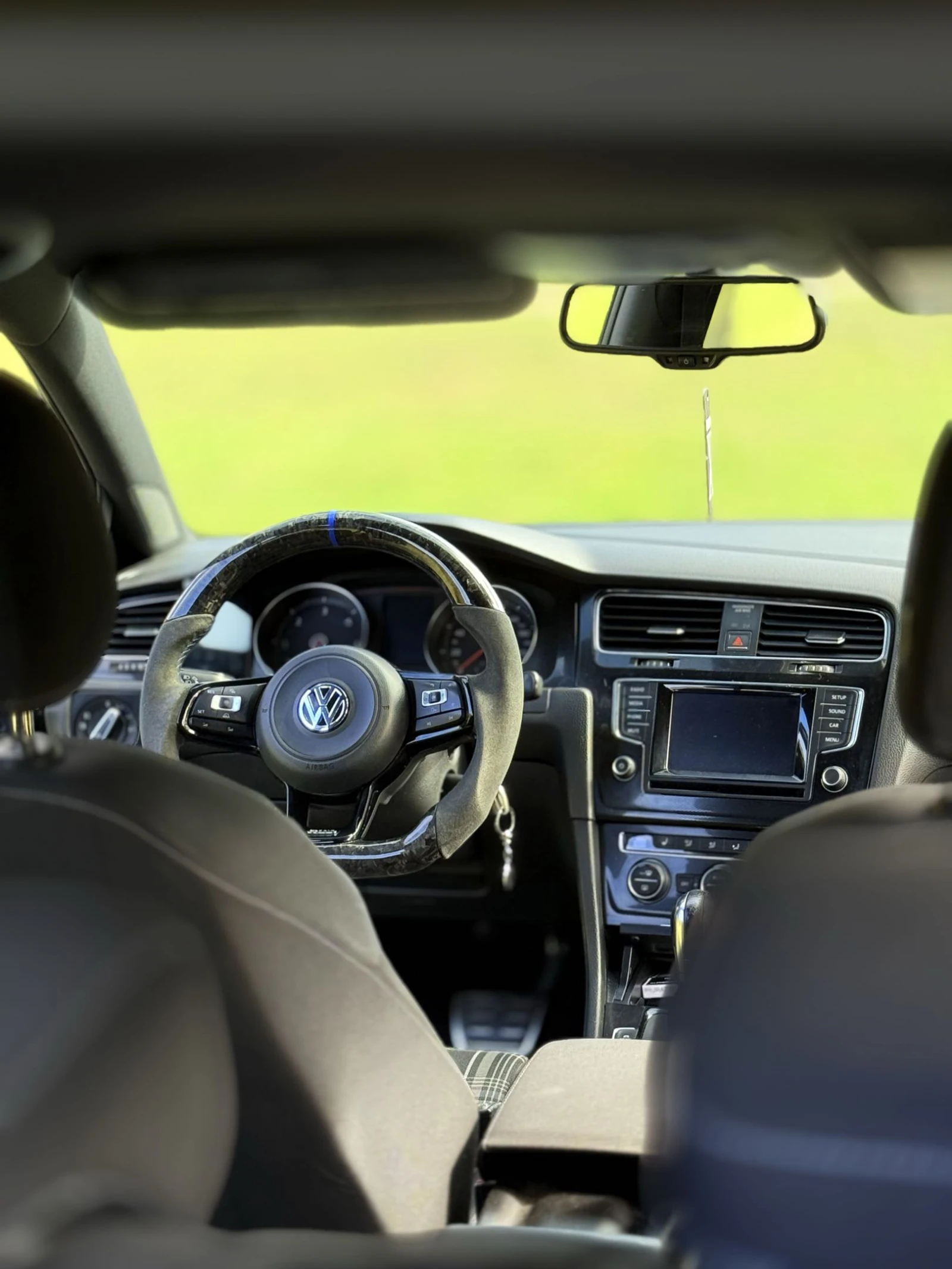 VW Golf VII* GTD AirLine* DSG* 2.0TDI* AirSuspension* , снимка 15 - Автомобили и джипове - 54057601