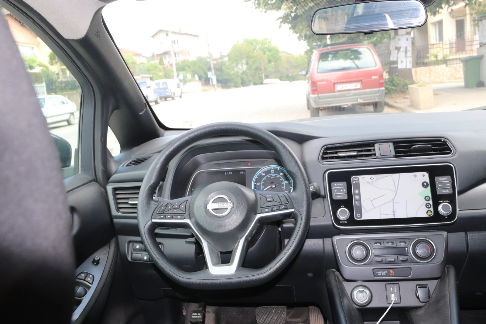 Nissan Leaf  S, снимка 5 - Автомобили и джипове - 55013156