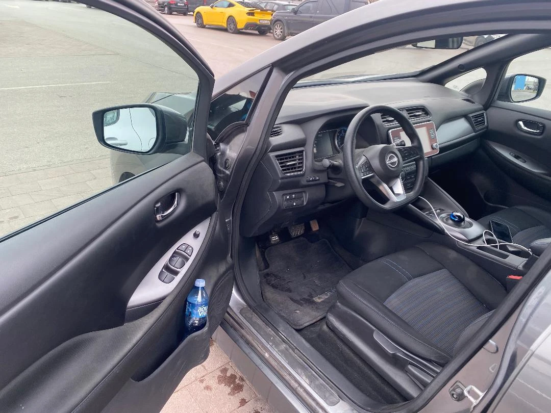 Nissan Leaf  S, снимка 6 - Автомобили и джипове - 54214766