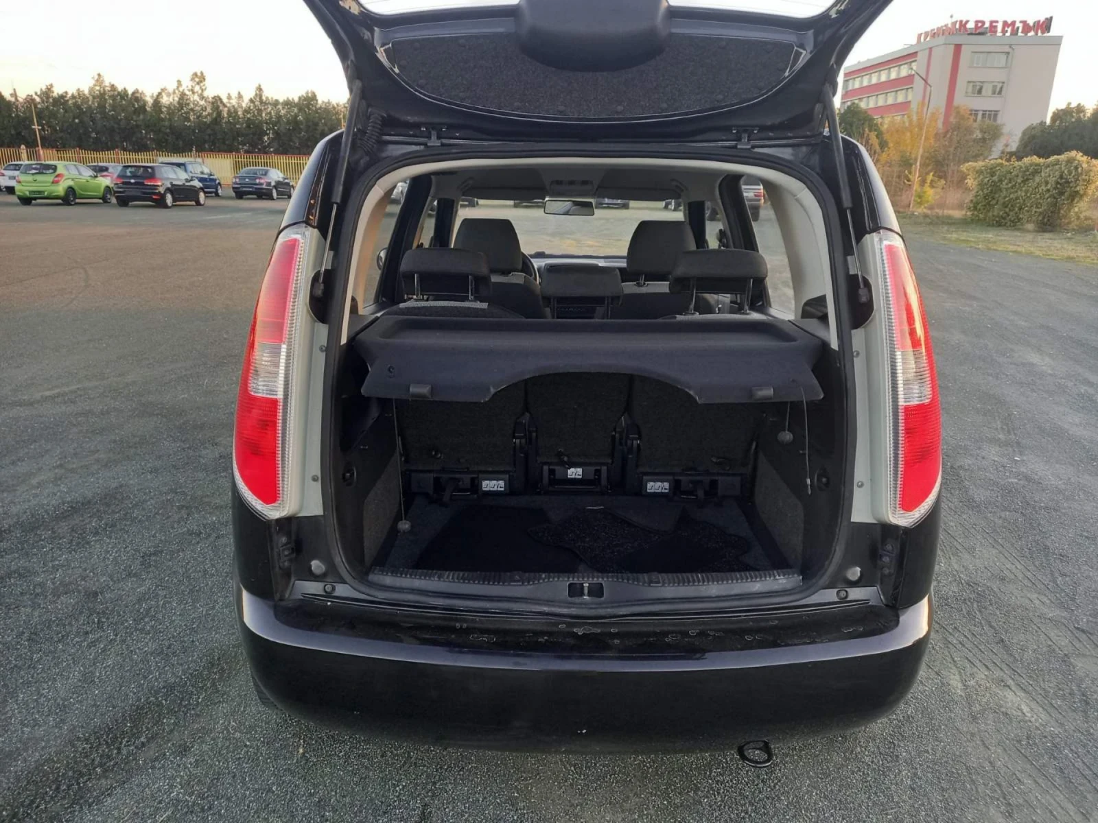 Skoda Roomster 1.4, снимка 10 - Автомобили и джипове - 54490471