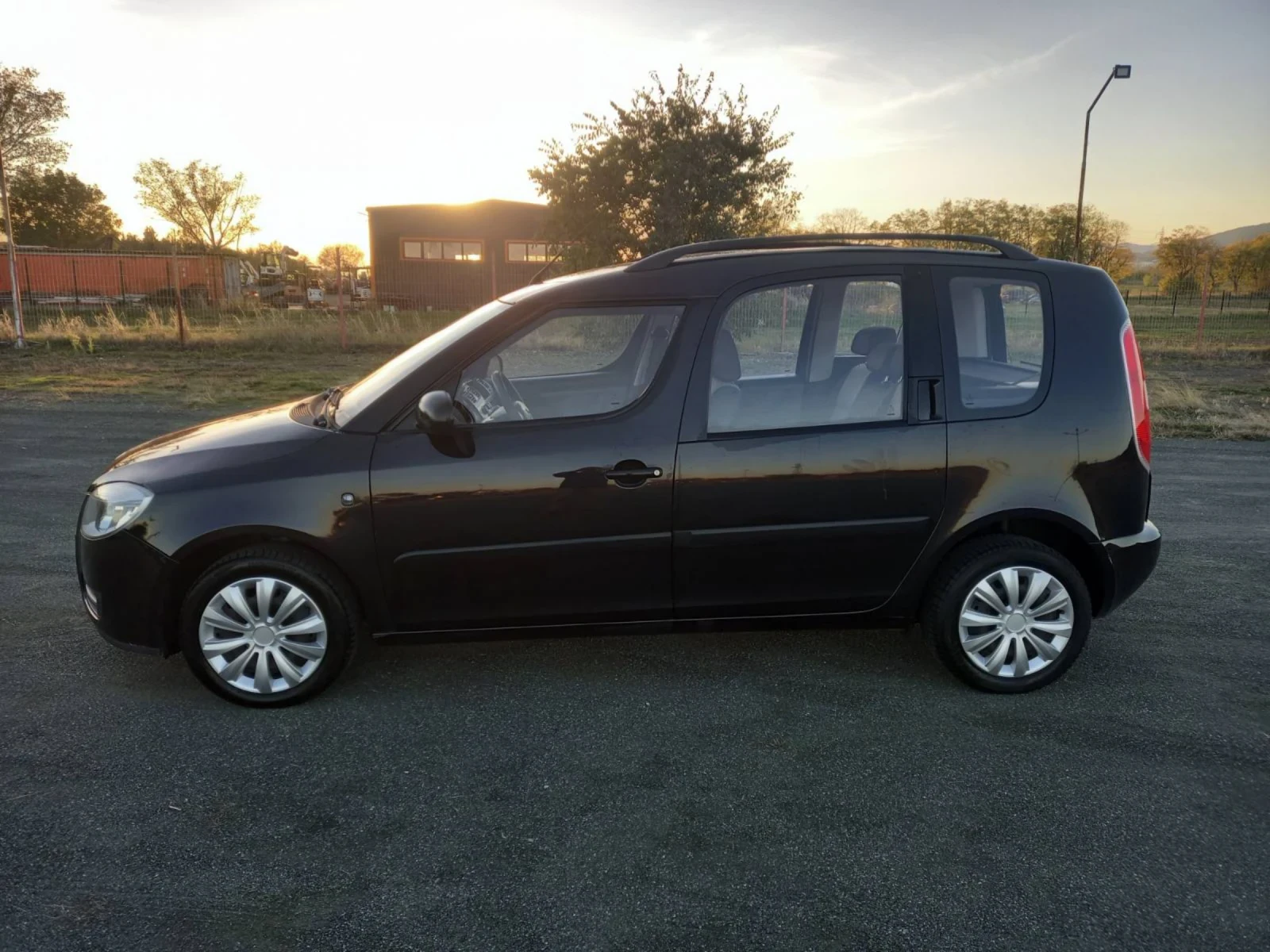 Skoda Roomster 1.4, снимка 6 - Автомобили и джипове - 54490471