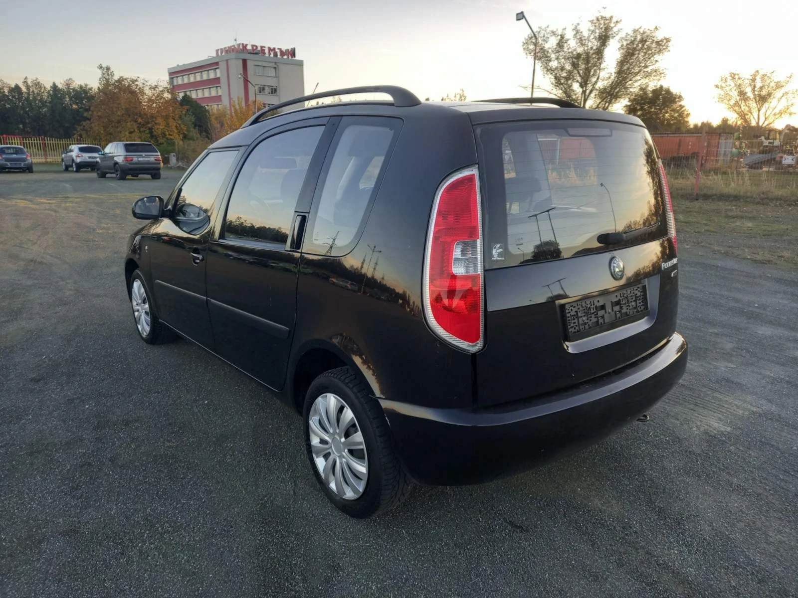 Skoda Roomster 1.4, снимка 3 - Автомобили и джипове - 54490471