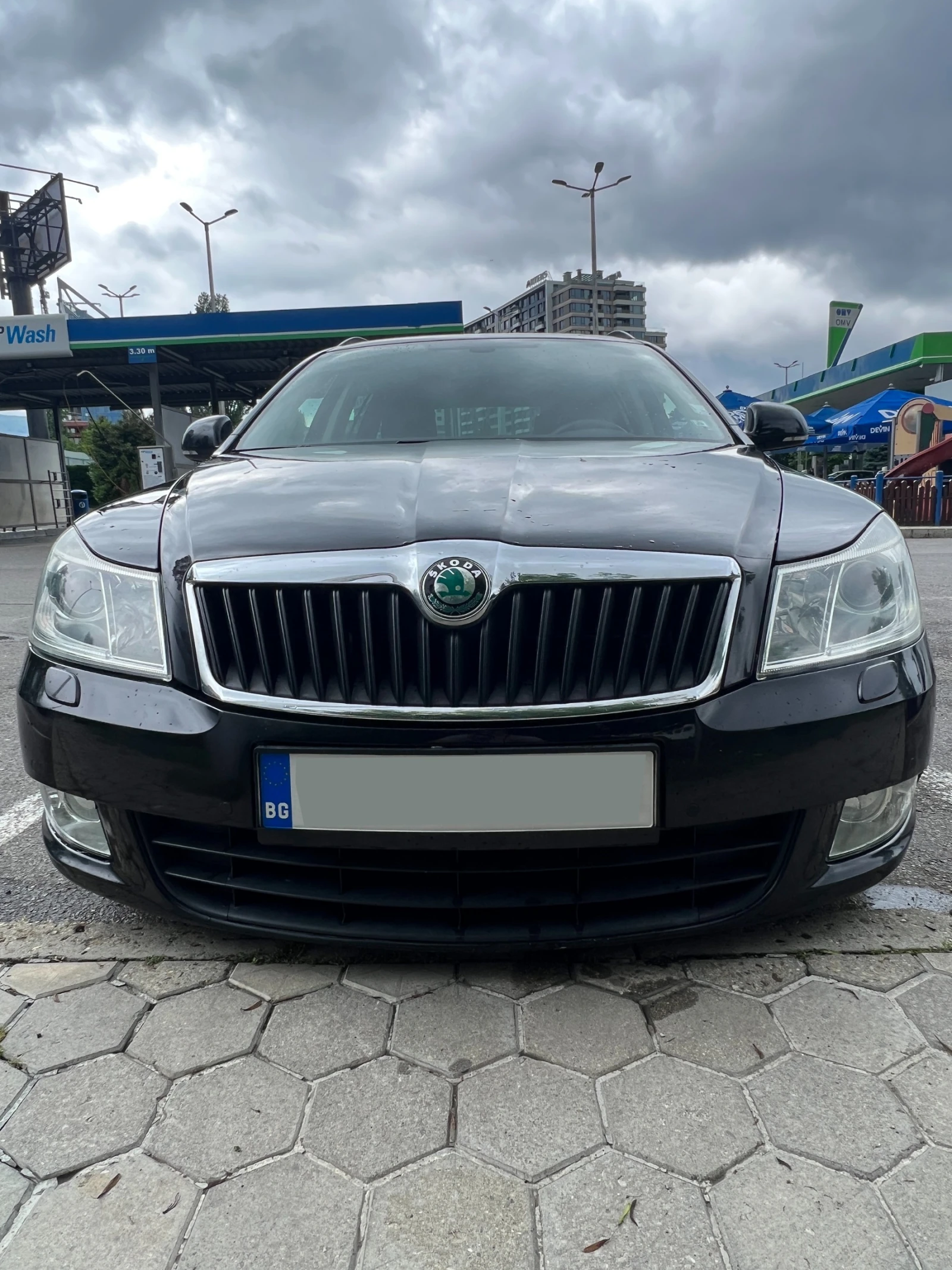 Skoda Octavia TDI 4x4, снимка 3 - Автомобили и джипове - 54716527