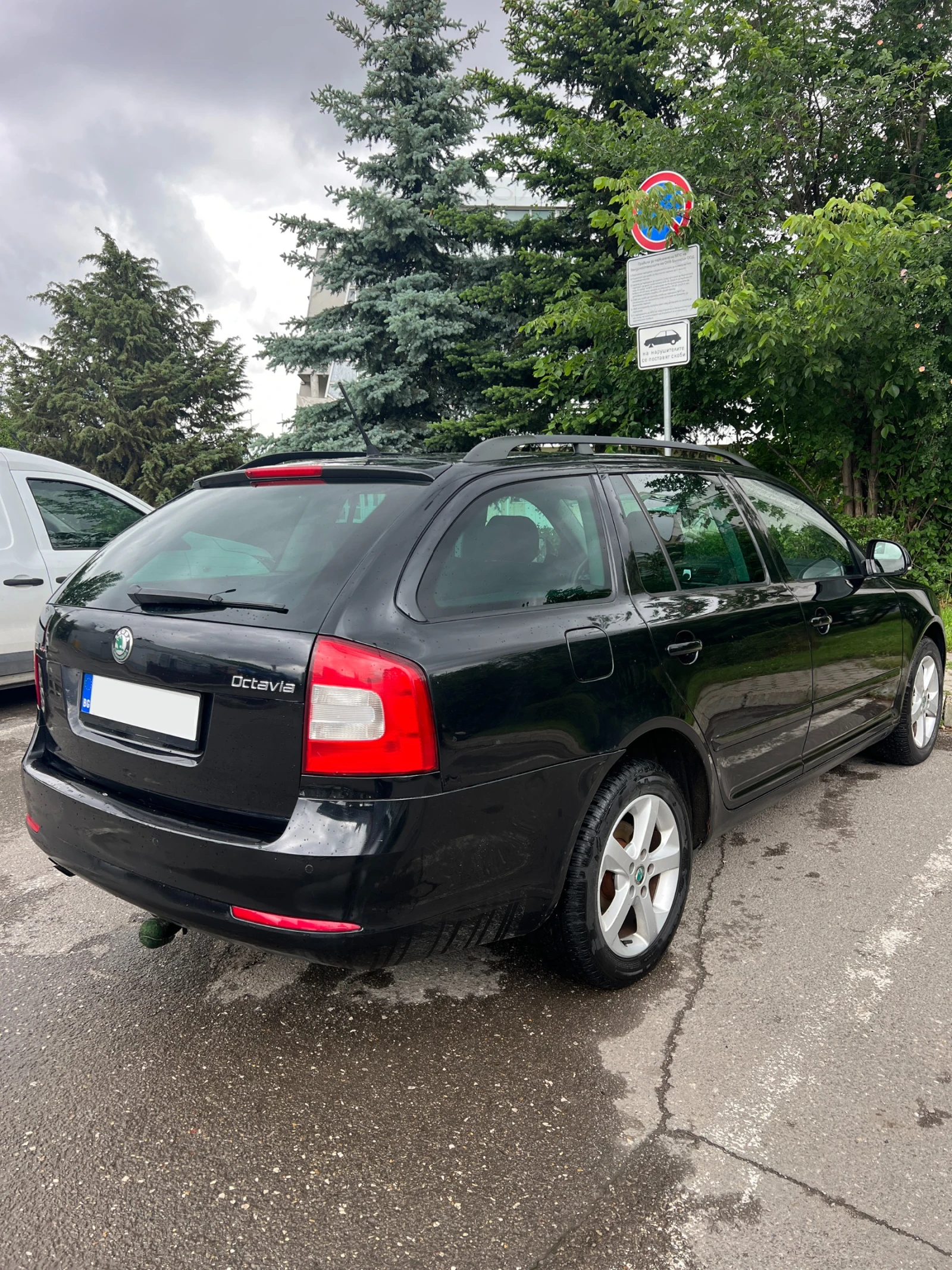 Skoda Octavia TDI 4x4, снимка 9 - Автомобили и джипове - 54716527