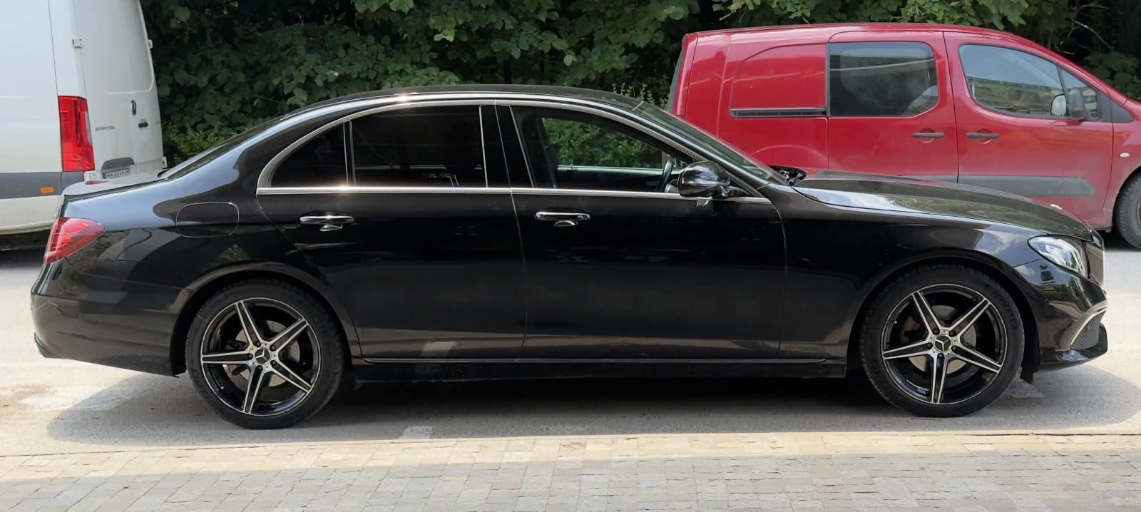 Mercedes-Benz E 220 Widescreen* 9G* LED* Ambient* 360* TOP* ������* �� | Mobile.bg � ����������� 3