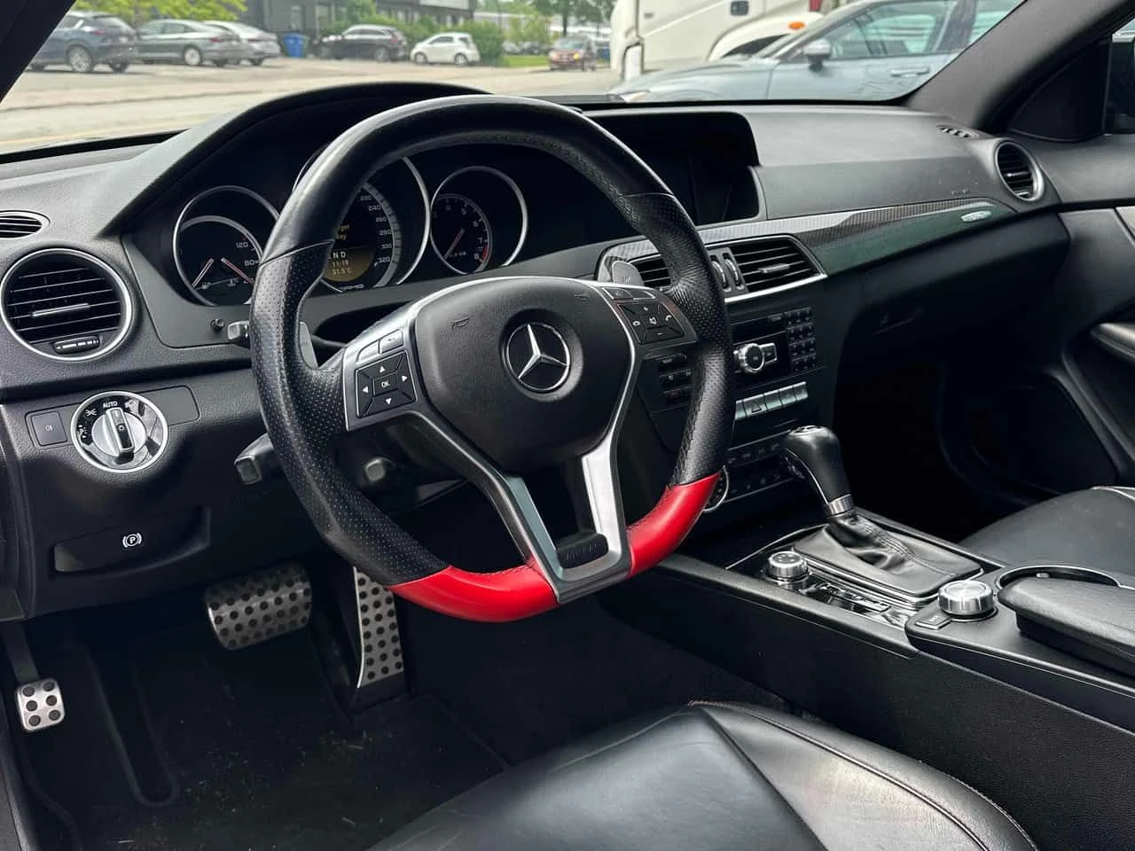 Mercedes-Benz C 63 AMG * АВТОКРЕДИТ * ОТ ПРЕДСТАВИТЕЛСТВО, снимка 6 - Автомобили и джипове - 54858714