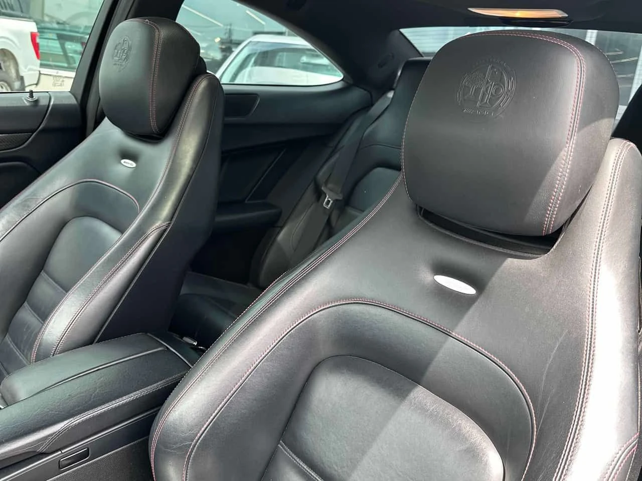 Mercedes-Benz C 63 AMG * АВТОКРЕДИТ * ОТ ПРЕДСТАВИТЕЛСТВО, снимка 11 - Автомобили и джипове - 54858714