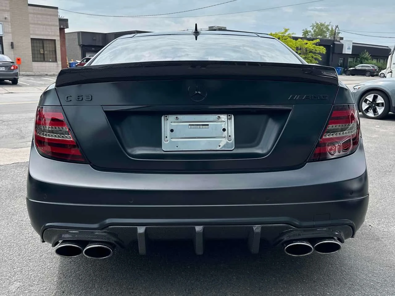 Mercedes-Benz C 63 AMG * АВТОКРЕДИТ * ОТ ПРЕДСТАВИТЕЛСТВО, снимка 4 - Автомобили и джипове - 54858714