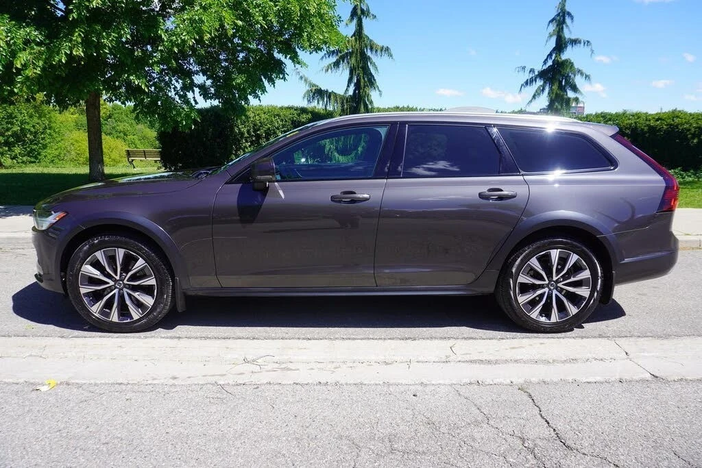 Volvo V90 Cross Country B6 AWD* PANO* ПОДГРЕВИ* ОБДУХ* FULL* КРАЙНА ЦЕНА Д, снимка 3 - Автомобили и джипове - 55048963