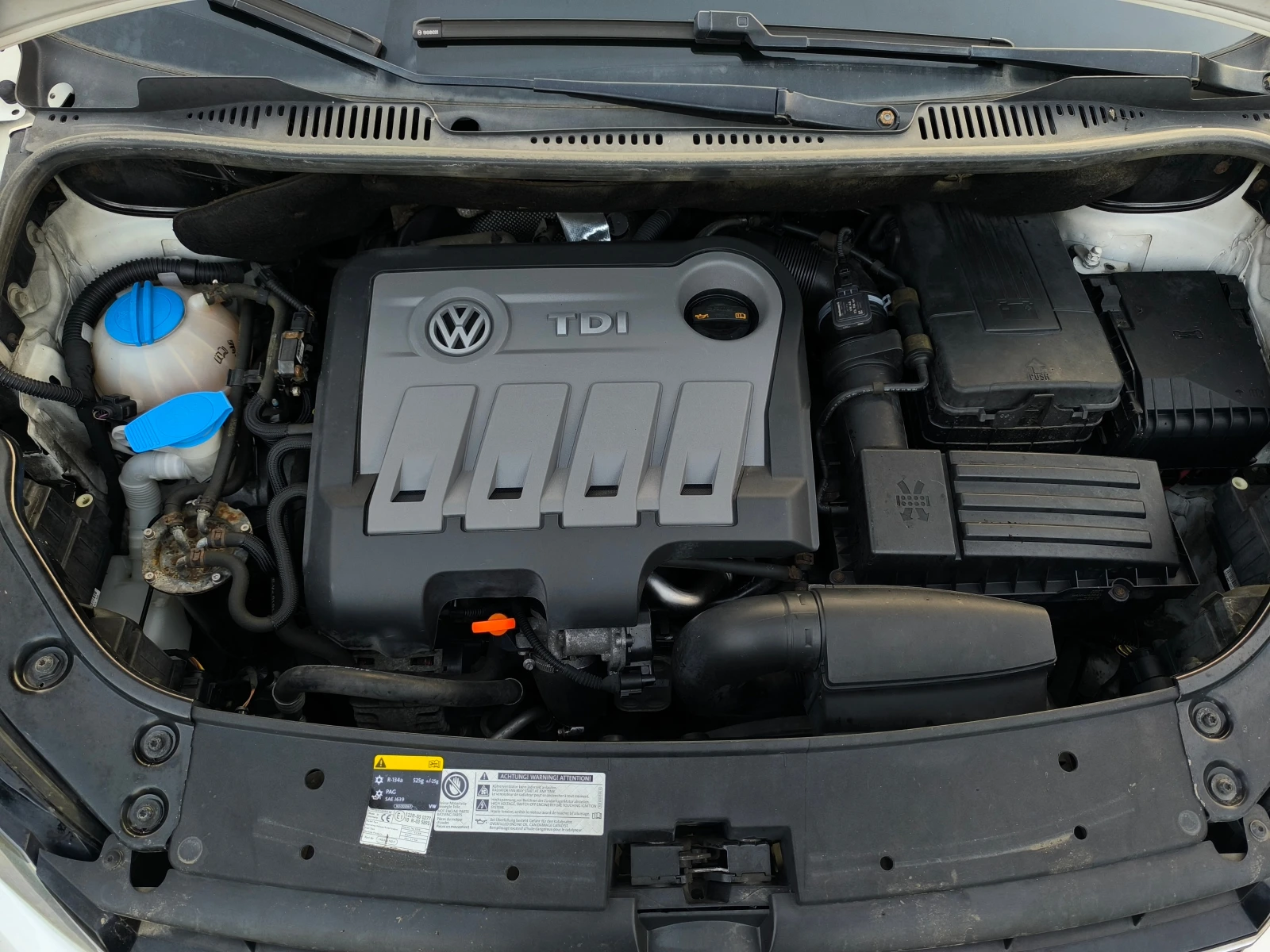 VW Touran FACE-1.6TDI-105кс-АВТОМАТИК-НАВИГАЦИЯ-EURO 5 !!!, снимка 16 - Автомобили и джипове - 55202421