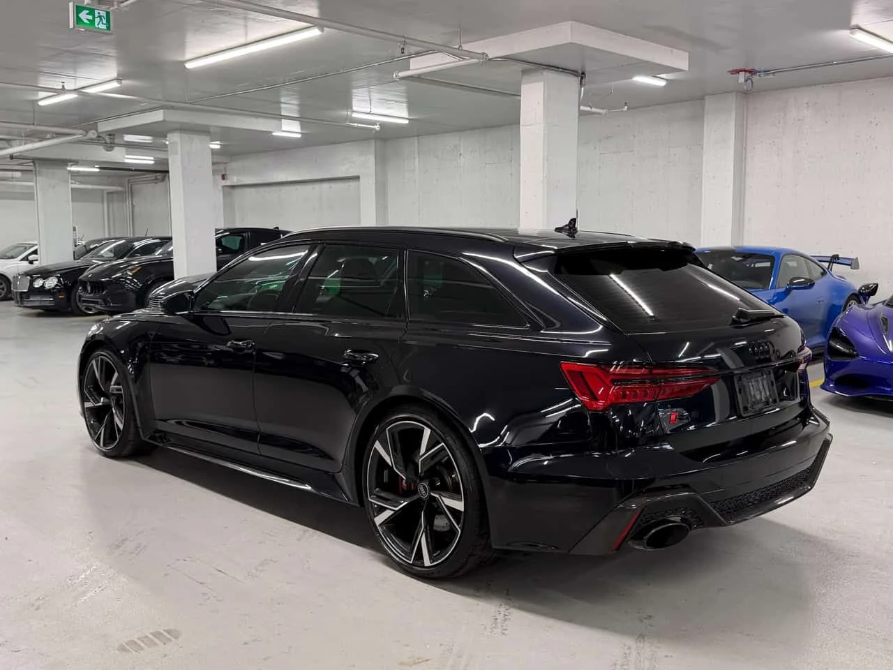 Audi Rs6 * 4.0 TFSI * CARFAX * ЛИЦЕНЗИРАН ДИЛЪР, снимка 11 - Автомобили и джипове - 55254631