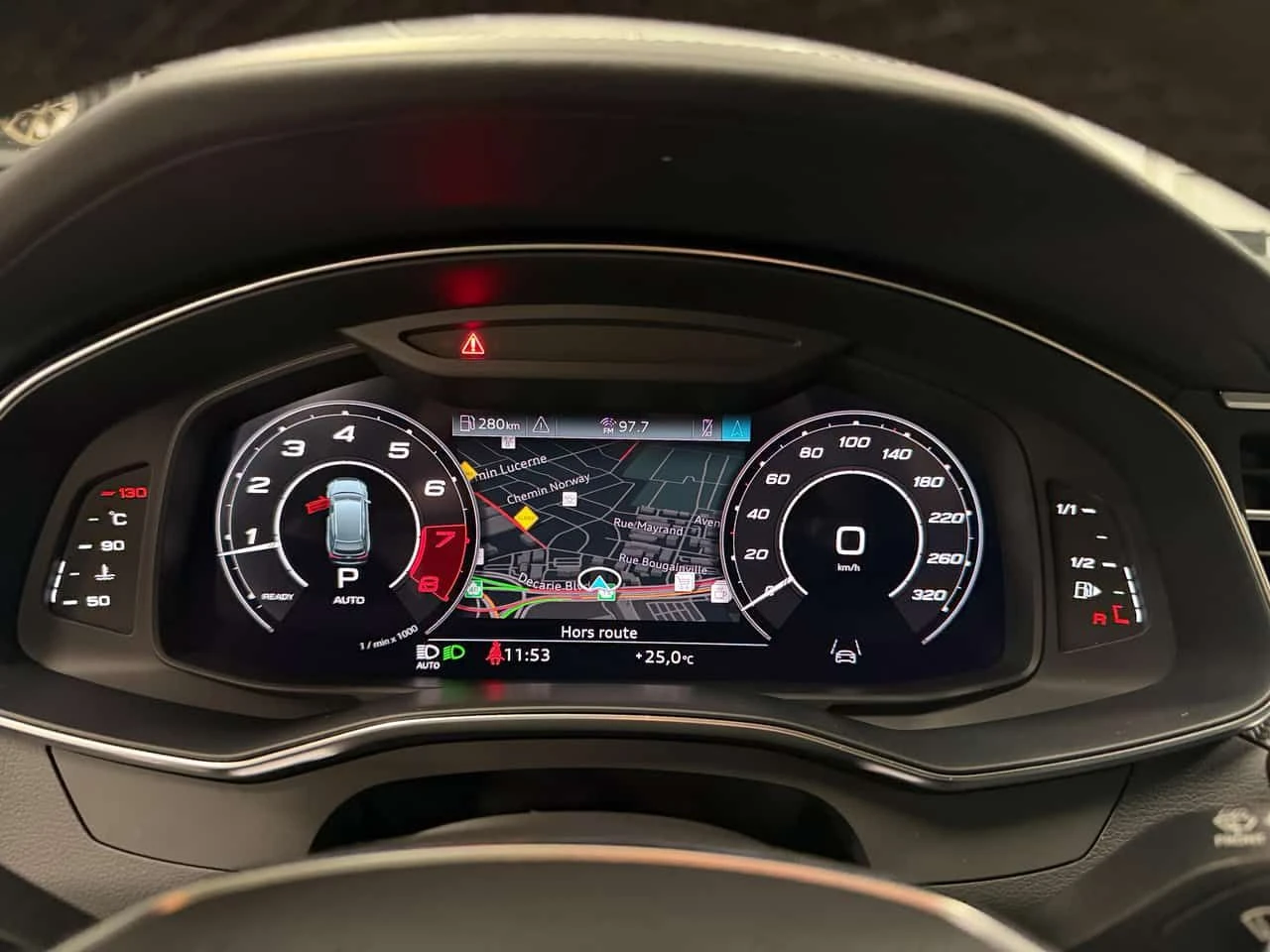 Audi Rs6 * 4.0 TFSI * CARFAX * ЛИЦЕНЗИРАН ДИЛЪР, снимка 8 - Автомобили и джипове - 55254631