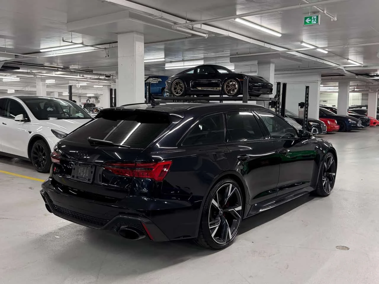 Audi Rs6 * 4.0 TFSI * CARFAX * ЛИЦЕНЗИРАН ДИЛЪР, снимка 10 - Автомобили и джипове - 55254631
