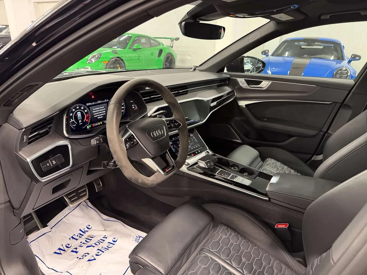 Audi Rs6 * 4.0 TFSI * CARFAX * ЛИЦЕНЗИРАН ДИЛЪР, снимка 5 - Автомобили и джипове - 55254631