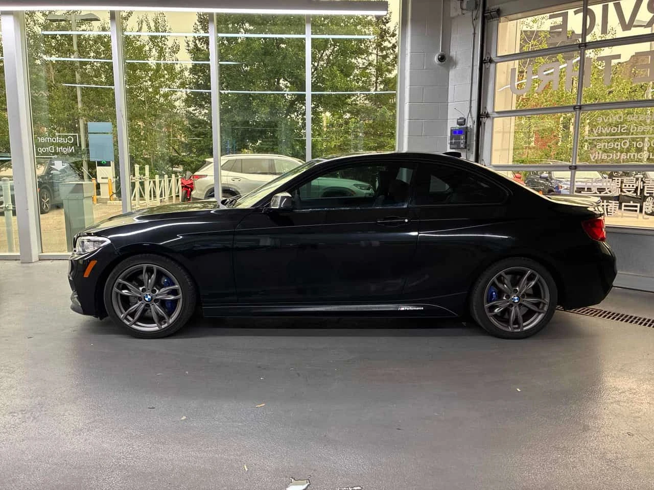 BMW 235 * РЪЧКА * LSD * CARFAX * ОПЦИЯ ЗА ФИНАНСИРАНЕ , снимка 11 - Автомобили и джипове - 55302844
