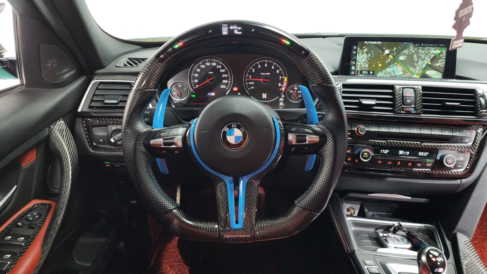 BMW M3 Sedan Competition HUD* 360* ПОДГРЕВ ВОЛАН, снимка 9 - Автомобили и джипове - 55393173