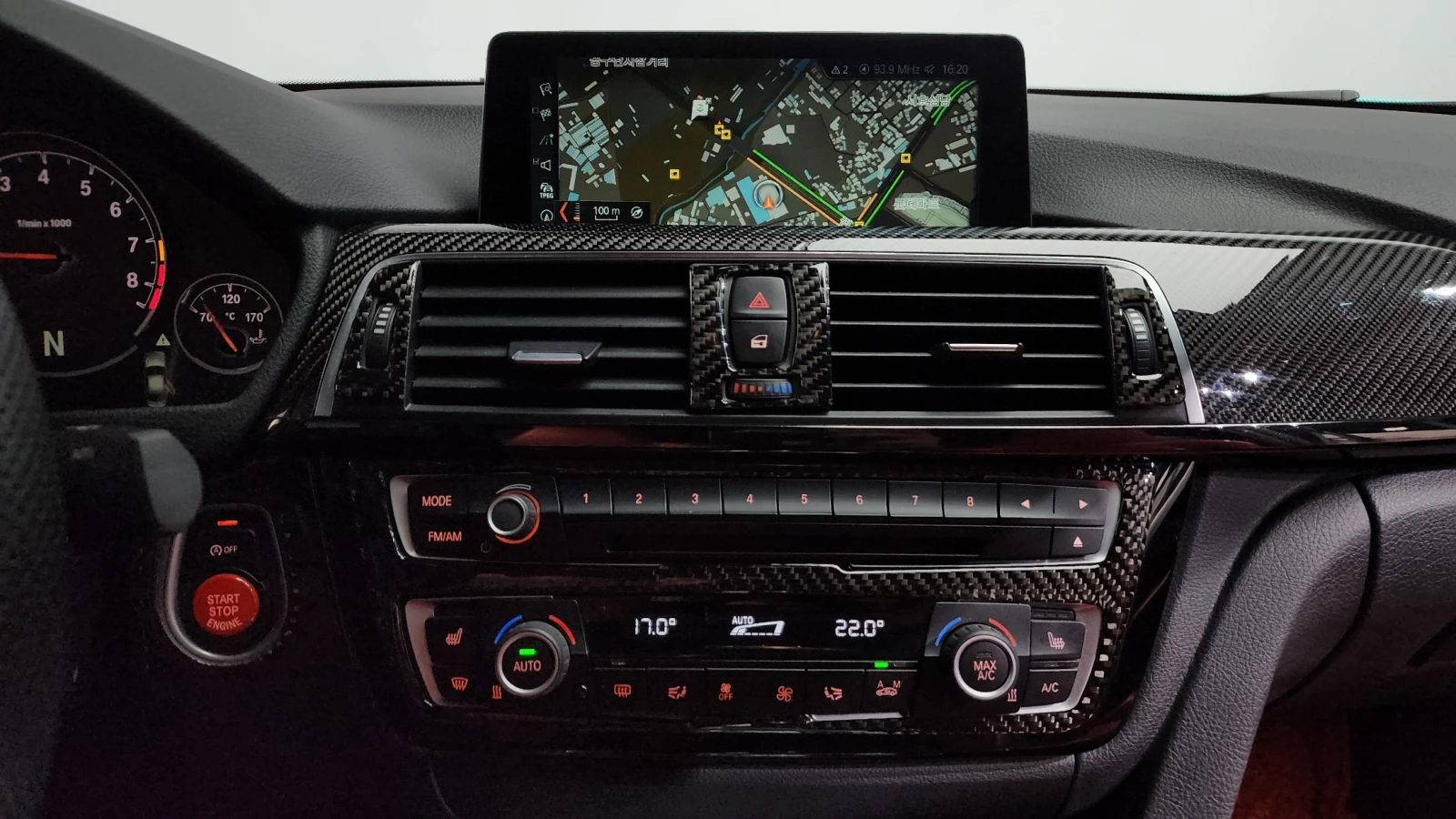 BMW M3 Sedan Competition HUD* 360* ПОДГРЕВ ВОЛАН, снимка 12 - Автомобили и джипове - 55393173