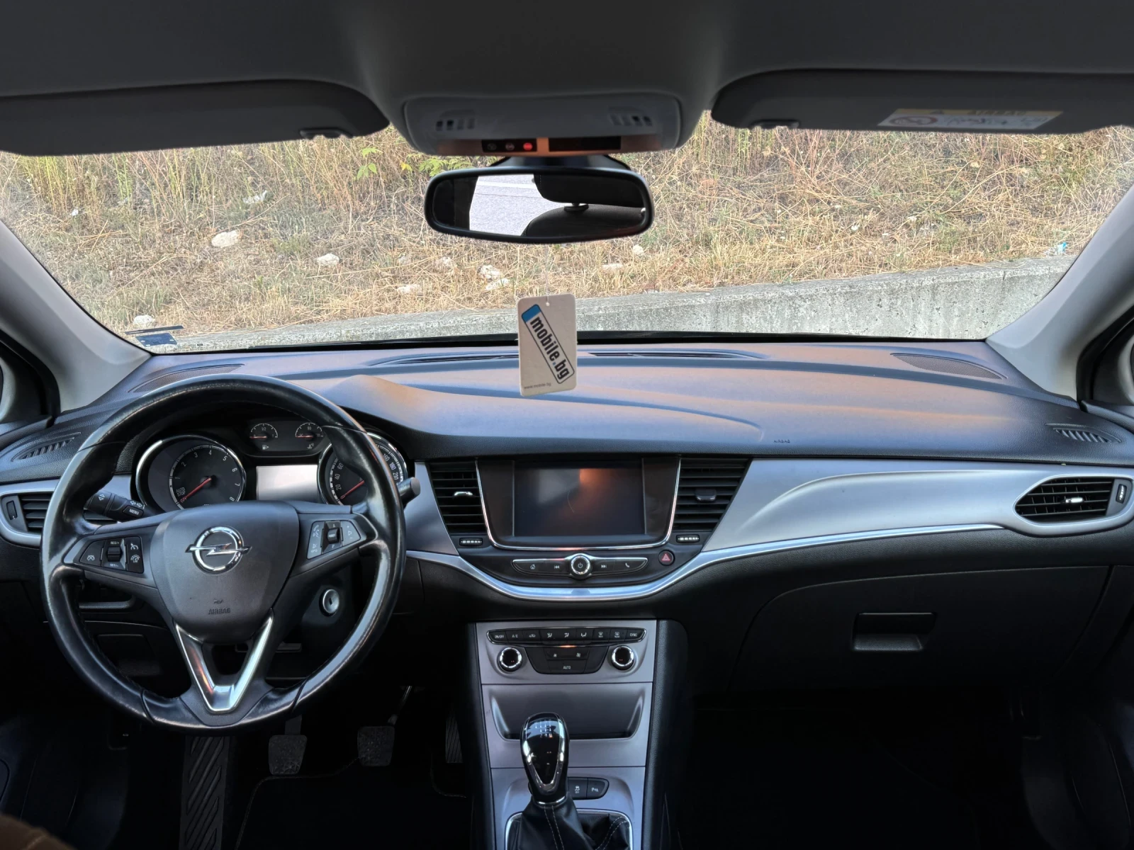 Opel Astra 1.4 TURBO , снимка 11 - Автомобили и джипове - 55675667
