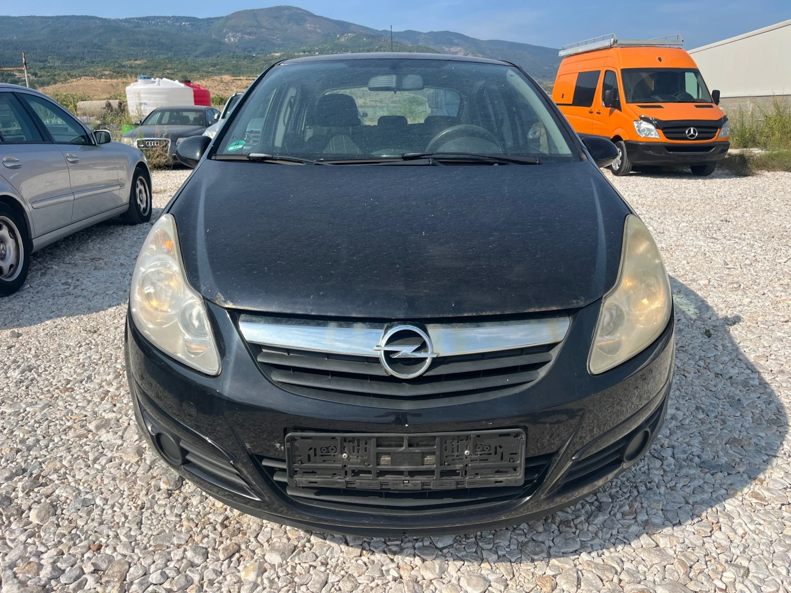Opel Corsa 1.2, снимка 2 - Автомобили и джипове - 55731902