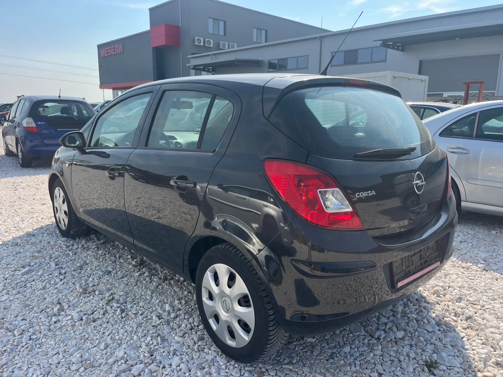 Opel Corsa 1.2, снимка 3 - Автомобили и джипове - 55731902