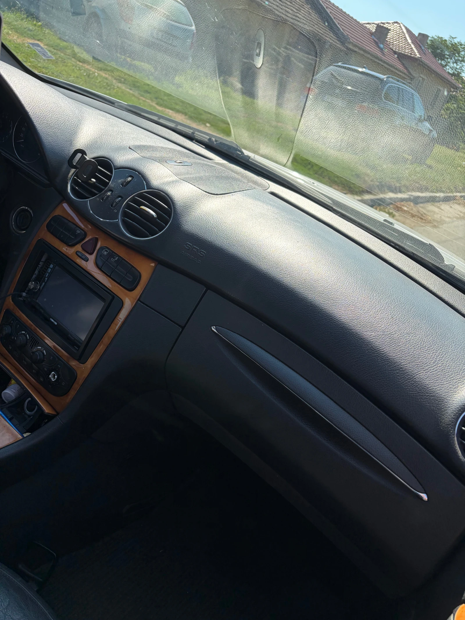 Mercedes-Benz CLC 220, снимка 6 - Автомобили и джипове - 55770115