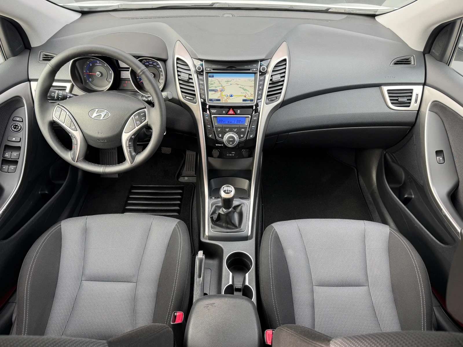 Hyundai I30 1.6CRDi, EURO 6B! LED, Navi, * 117 000��* KTEO! | Mobile.bg � ����������� 8