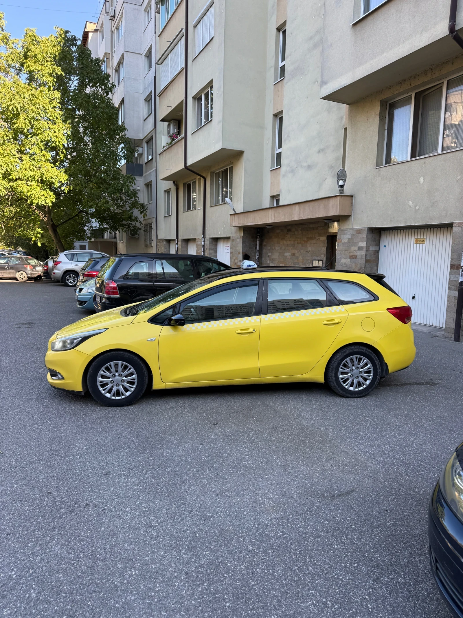 Kia Ceed 1.4, снимка 4 - Автомобили и джипове - 56567477