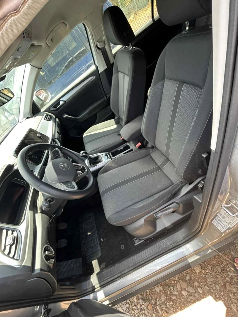 VW T-Roc 1.0, снимка 6 - Автомобили и джипове - 52620683