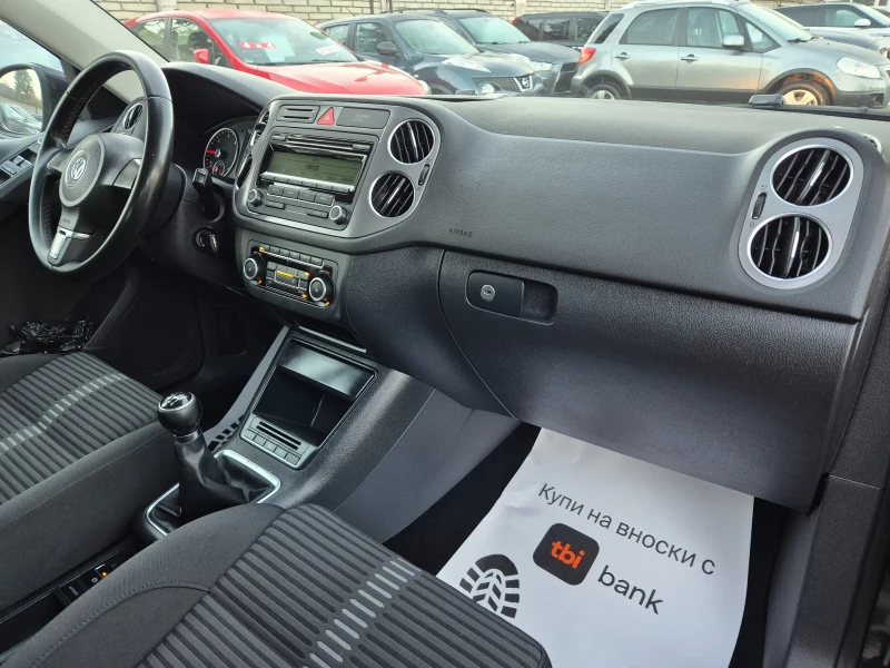 VW Tiguan 4x4 ПАНОРАМА 190000км, снимка 13 - Автомобили и джипове - 52775273