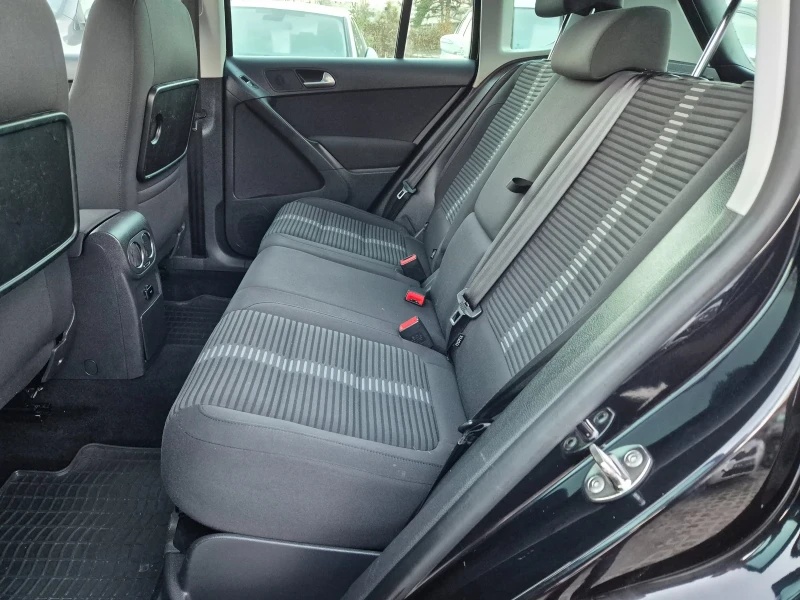 VW Tiguan 4x4 ПАНОРАМА 190000км, снимка 9 - Автомобили и джипове - 52775273