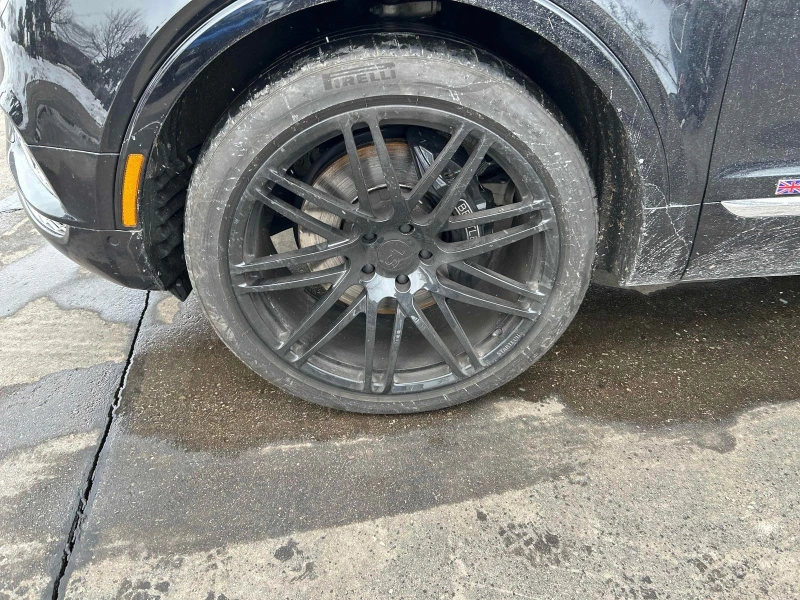 Bentley Bentayga W12 С РЕГИСТРАЦИЯ & АВТО КРЕДИТ , снимка 14 - Автомобили и джипове - 53600274