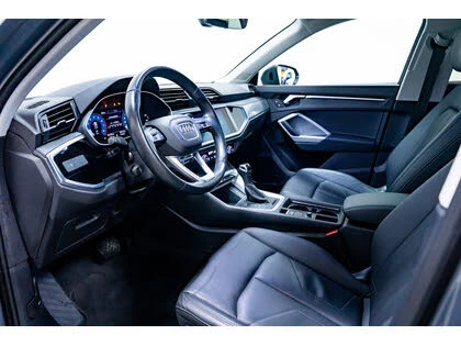 Audi Q3 Quattro Progressiv 40 TFSI* АвтоКредит* (ЦЕНА ДО Б, снимка 13 - Автомобили и джипове - 52581167