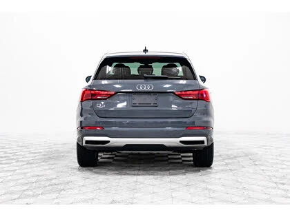 Audi Q3 Quattro Progressiv 40 TFSI* АвтоКредит* (ЦЕНА ДО Б, снимка 3 - Автомобили и джипове - 52581167