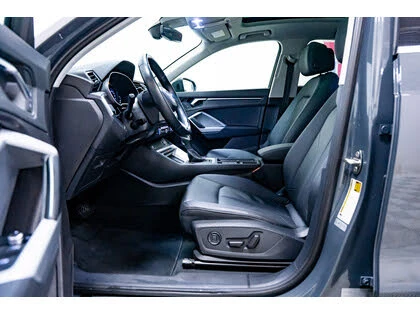 Audi Q3 Quattro Progressiv 40 TFSI* АвтоКредит* (ЦЕНА ДО Б, снимка 12 - Автомобили и джипове - 52581167