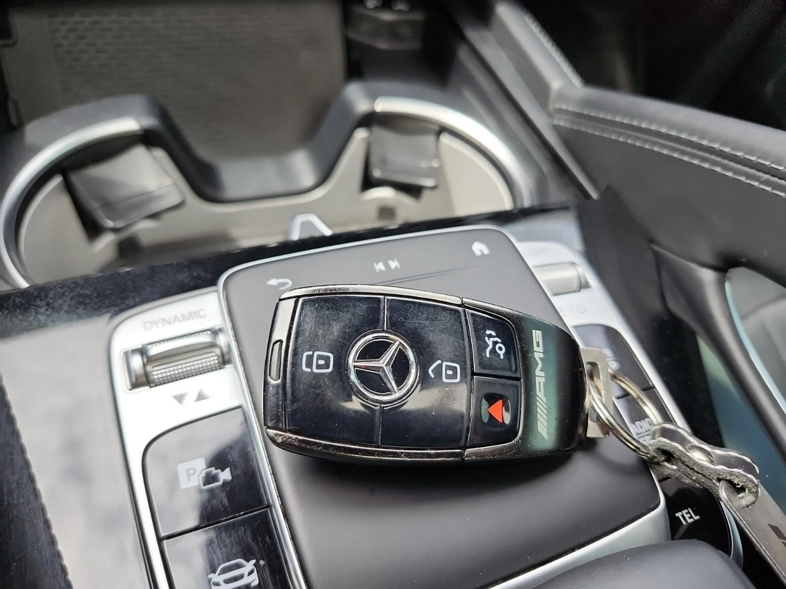 Mercedes-Benz GLS 63 AMG * ЦЕНА ДО БЪЛГАРИЯ * (CARFAX) - изображение 9